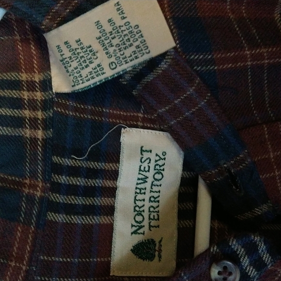 Northwest Territory flannel - Picture 3 of 3